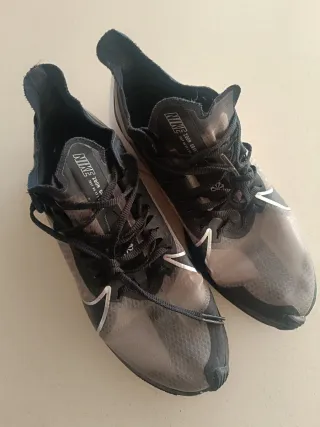 Zapatillas Nike Zoom Gravity Negras/Grises