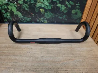 Manillar Specialized Alpinist Carbon 420.