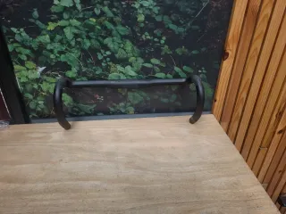 Manillar Specialized Alpinist Carbon 420.