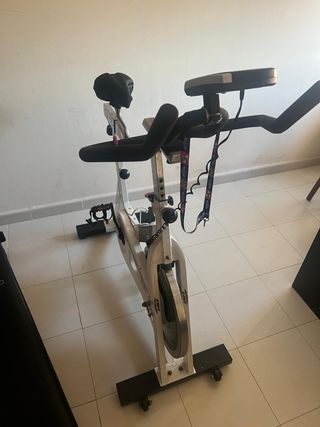 Bicicleta Estática BH Fitness Krypton.