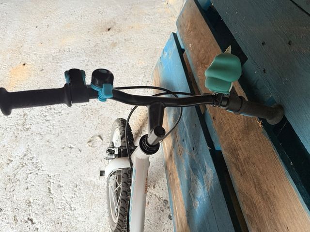 Bici infantil Btwin con asiento para muñeca