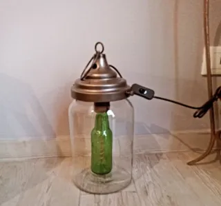 Lampada da tavolo in vetro e metallo