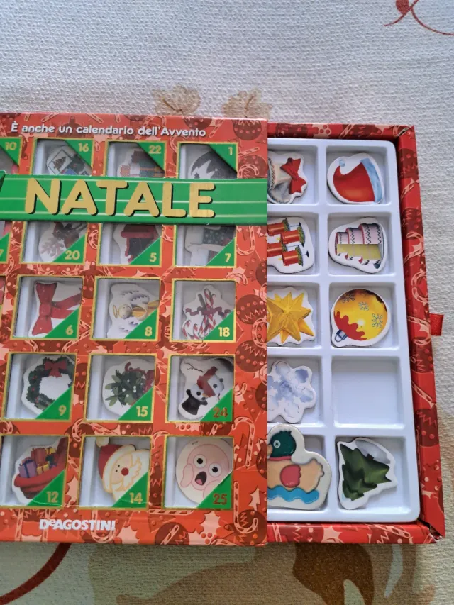 Libro grande e libro piccolo Natale e peluche