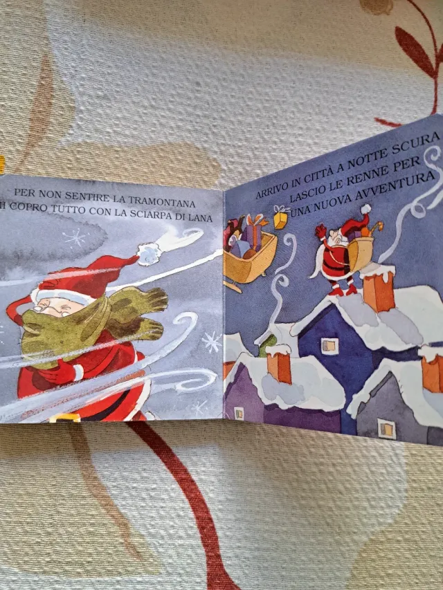 Libro grande e libro piccolo Natale e peluche