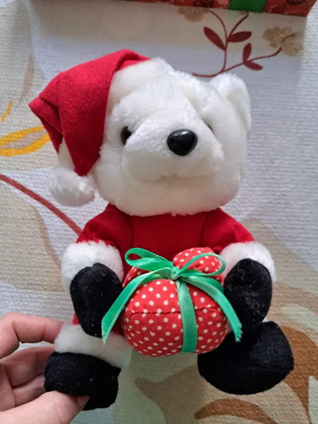 Libro grande e libro piccolo Natale e peluche