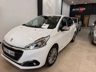Peugeot 208 5P ALLURE 1.2L PureTech 82