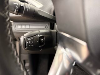 Peugeot 208 5P ALLURE 1.2L PureTech 82