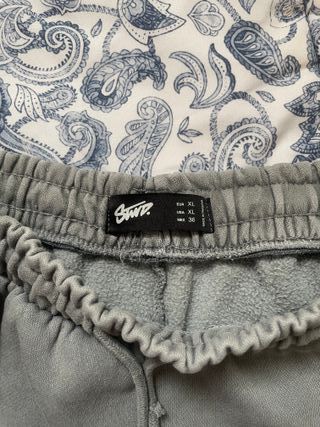 Pantalón Chándal Gris Pull&Bear XL