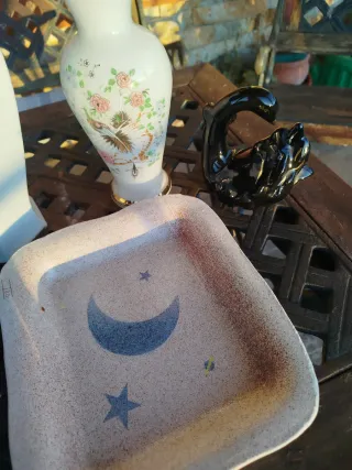 Figuras decorativas cenicero gato cisne  y jarron