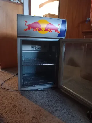 Nevera Red Bull