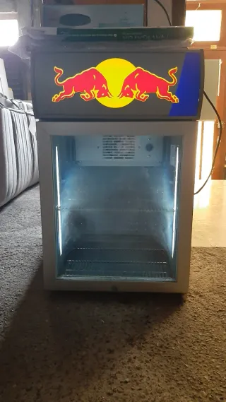 Nevera Red Bull