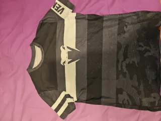 Pack MMA guantillas y ropa de entrenamiento