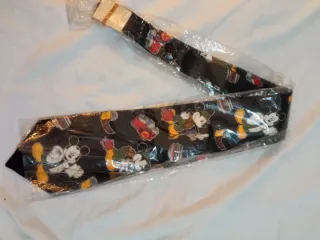 Corbata negra de Disney edición Mickey unlimited