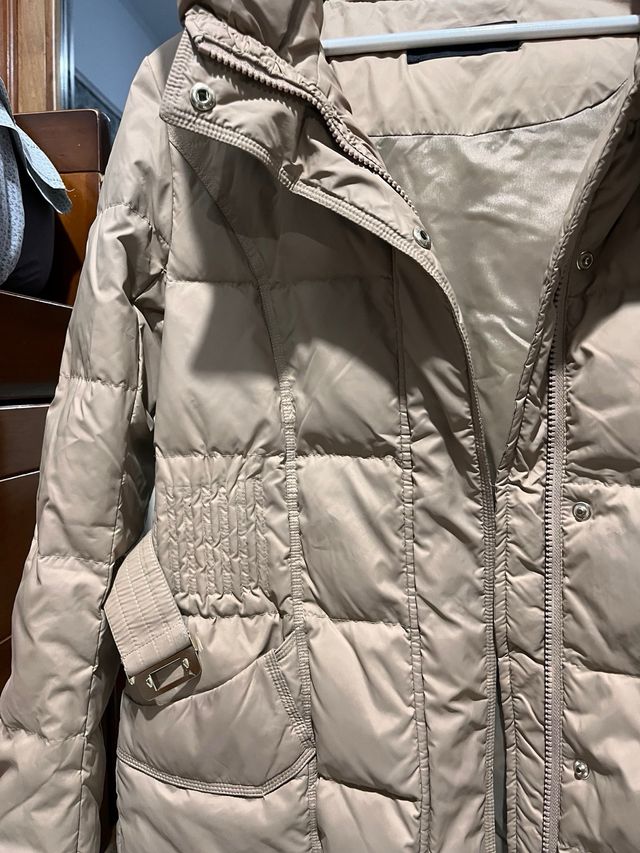 Plumífero mujer beige