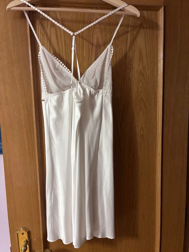 Conjunto Bata y Camisón Blanco Moon River