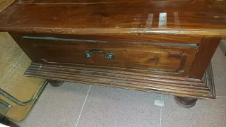 Recibidor antiguo de madera