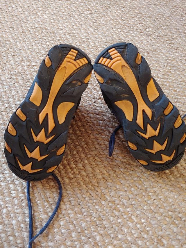 Bota montaña niño mountain pro talla 28