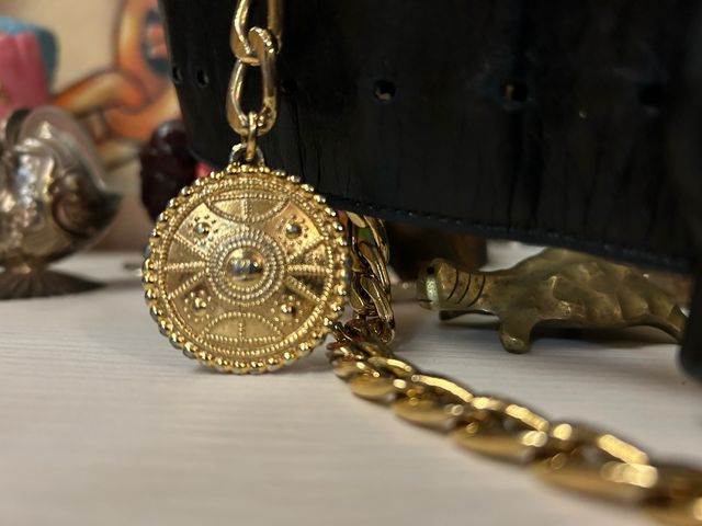 Cintura Chanel Nero e Oro