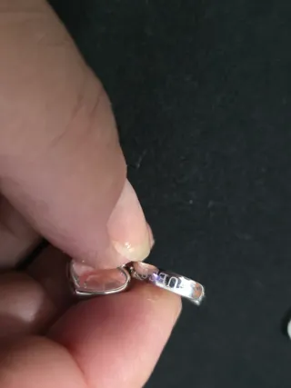 Pendientes Guess Corazón Plata y Blanco