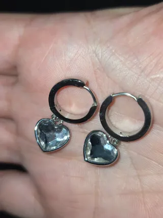 Pendientes Guess Corazón Plata y Blanco