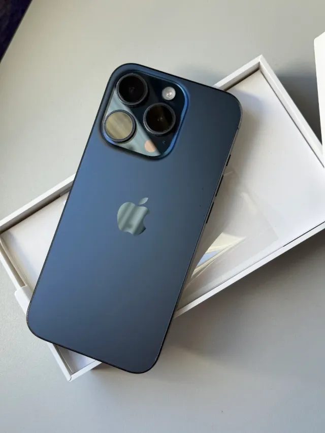 iPhone 15 Pro 256 Gb