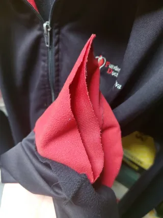 Chaqueta chándal Divino Corazón azul/rojo