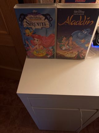 Películas VHS Aladdin y La Sirenita