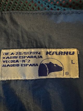 Chaqueta impermeable Karhu. A estrenar!
