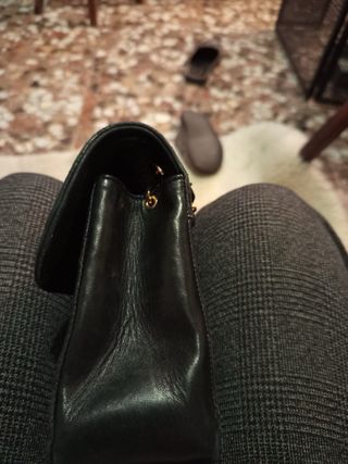 Borsa Chanel nera e dorata