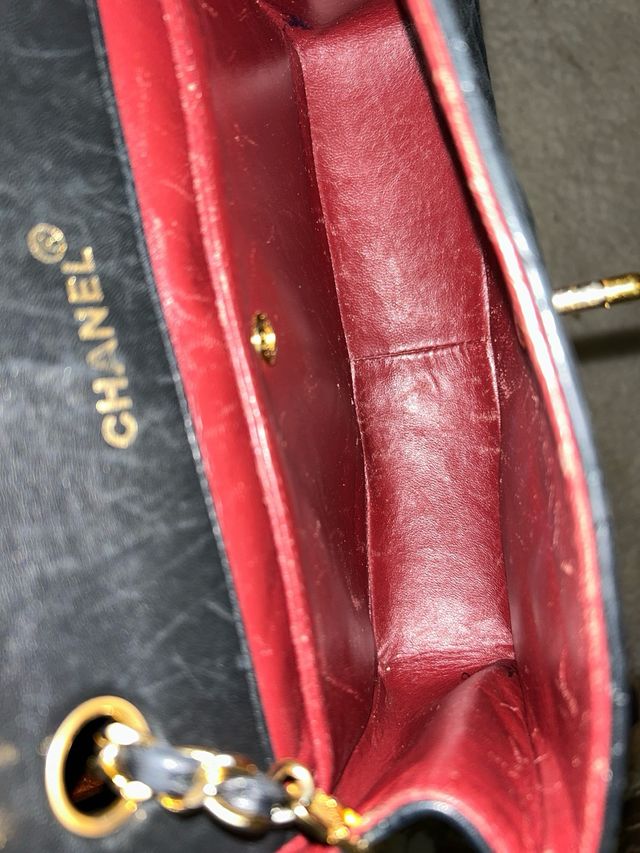 Borsa Chanel nera e dorata