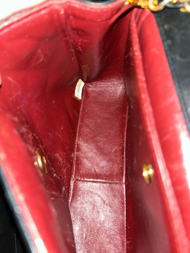 Borsa Chanel nera e dorata