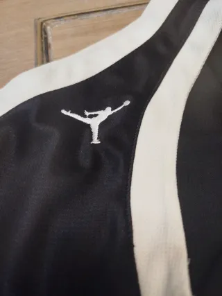 Camiseta Jordan Negra Talla L