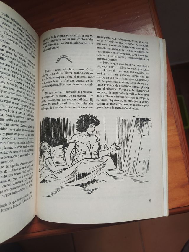 Rivista di Terrore Antico con Illustrazioni