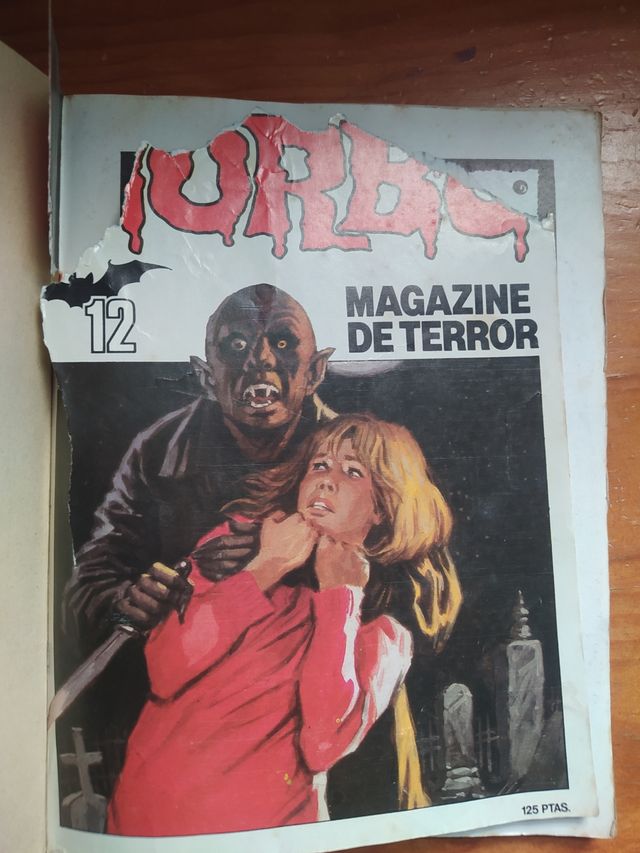 Rivista di Terrore Antico con Illustrazioni