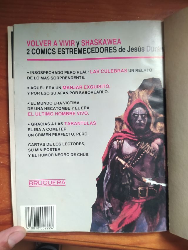 Rivista di Terrore Antico con Illustrazioni