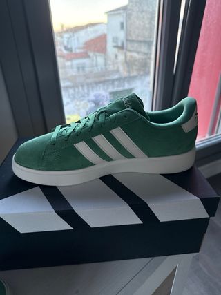 Adidas Grand Court 2.0 Verde y Blanco