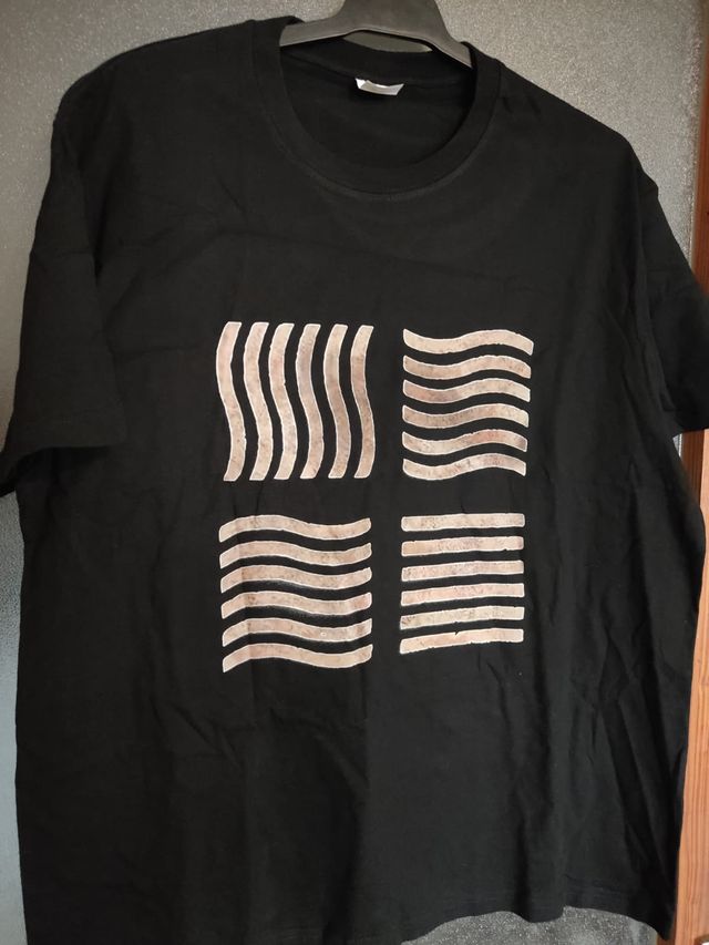 Camiseta El Quinto Elemento Minimalista Negra