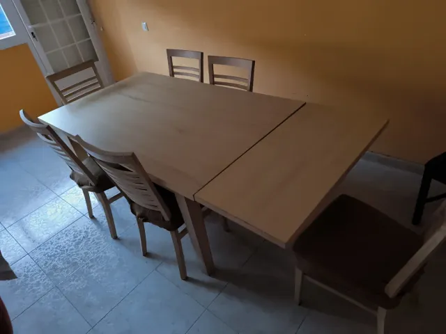 Mesa comedor extensible y 6 sillas madera