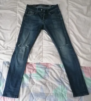 Pantalón vaquero slim elástico Talla 36. Salsa