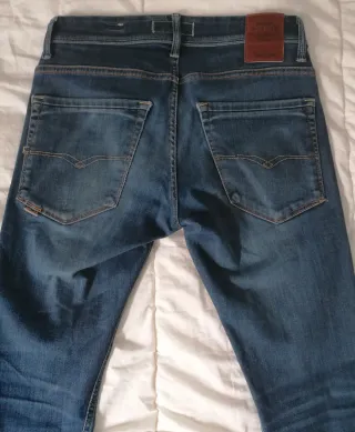 Pantalón vaquero slim elástico Talla 36. Salsa