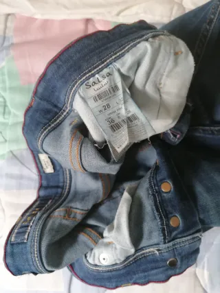 Pantalón vaquero slim elástico Talla 36. Salsa