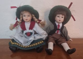 Coppia Bambole Porcellana Tirolesi