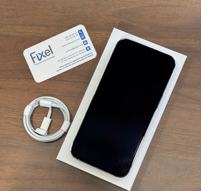 iPhone 14 Pro Max 128GB in Argento, tutto originale + garanzia