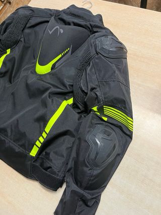 Chaqueta 4 Estaciones Out Racing