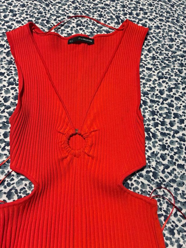 Vestido Sfera Cut Out Rojo Naranja Talla S