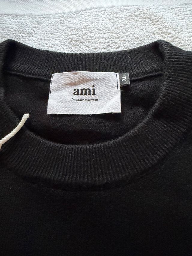 Jersey Ami Negro Corazón Rojo