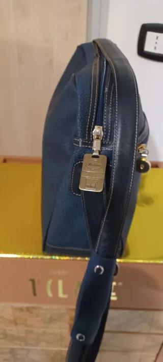 Borsa tracolla Borbonese blu