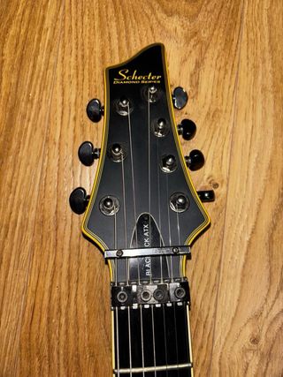 Guitarra Eléctrica 7 Cuerdas Schecter BlackjaBlack