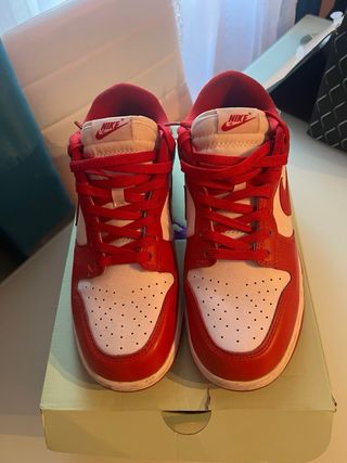 Nike Dunk Low Rojo y Blanco