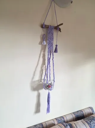 Fioriera sospesa macramè con ramo legno